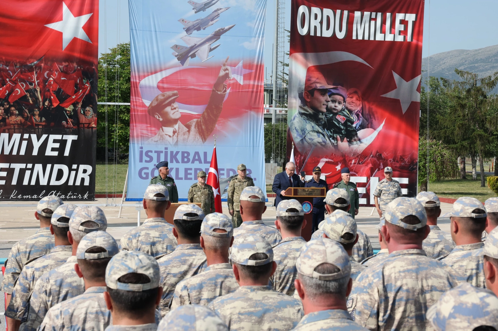 Bakan Güler'den Hava Kuvvetleri'ne övgü... TSK'nın kararlılığı vurgulandı