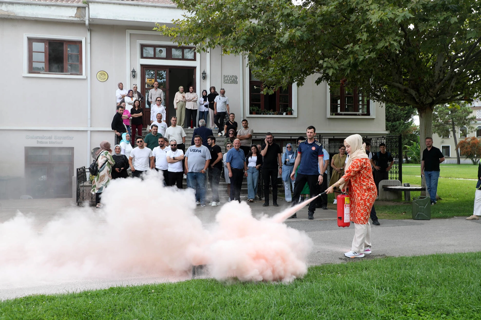 Sakarya İtfaiyesi'nde 'doğru müdahale' eğitimi