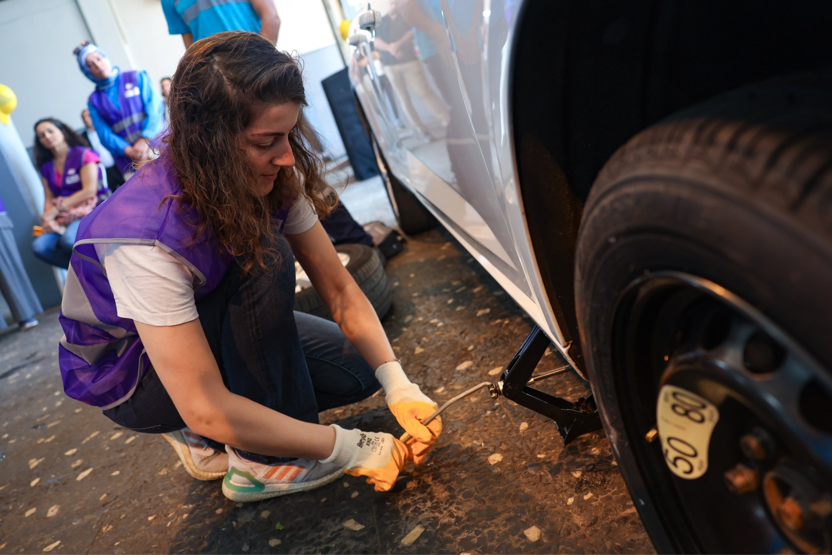 İstanbul Maltepe'de kadın şoförlere bakım eğitimi
