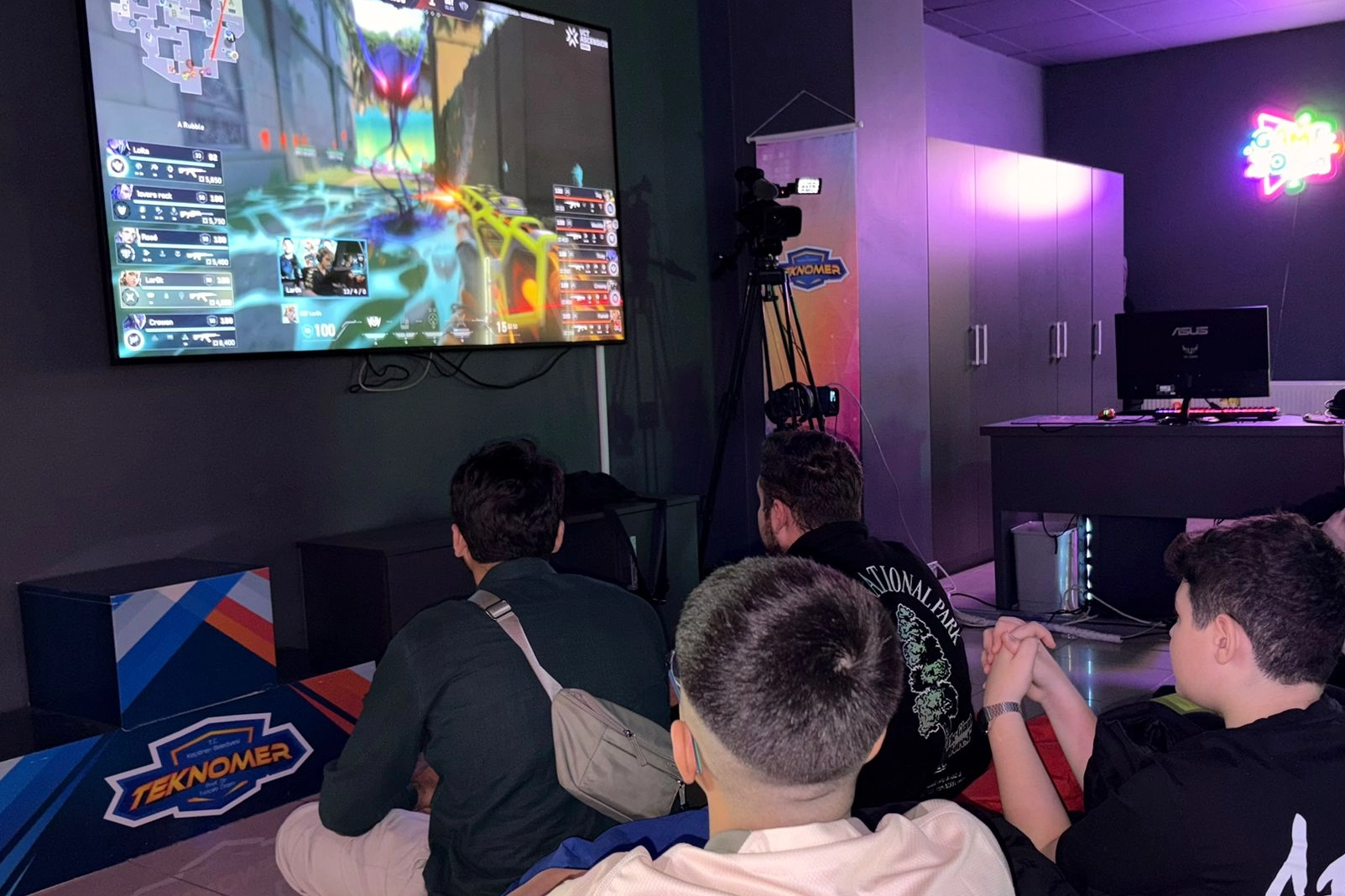 Espor tutkunları Keçiören’de final heyecanı yaşadı