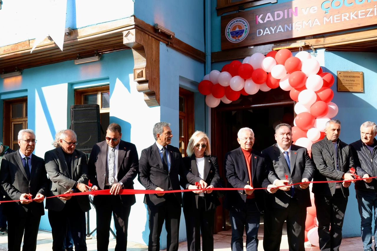 Bursa Gemlik’te 'Kadın ve Çocuk Dayanışma Merkezi' açıldı